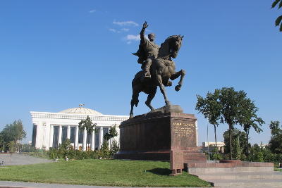 아무르티무르 광장