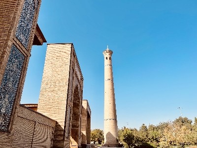 하자티 이맘 광장