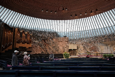 사진:발트 3국[에스토니아/라트비아/리투아니아]과 폴란드 9일#온천호텔 2박 #시내호텔2박 #폴란드족발 #중세레스토랑 #트라카이성 #구트만 동굴 #룬달레성