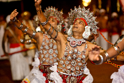캔디안 댄스 (KANDYAN DANCE)