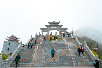 하노이/사파 5일 #사파마운틴뷰UP #전일정5성급호텔 #판시판탐험 #깟깟마을 #힐링충전 #소수민족마을산책&카페 #판시판테라스카페