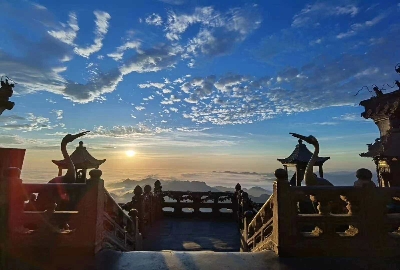 사진:[프리미엄]무한/무당산 6일#신상여행지 #ALL포함 #삼국지 #만족도높은 5성급호텔 #무당산케이블카 #삼고초려 #적벽대전 #황학루야경 #장강유람선