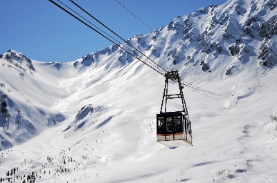 [출발확정] [도야마 전세기] 알펜루트 4일 #도야마직항 #전일정온천호텔 #설벽 #시라카와고 #토롯코열차 #다카야마옛거리